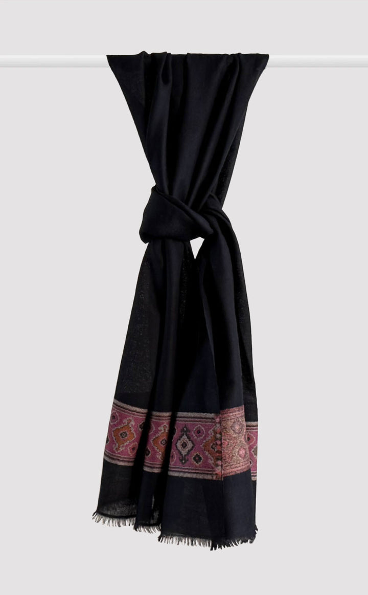 Raven Kilim Stole