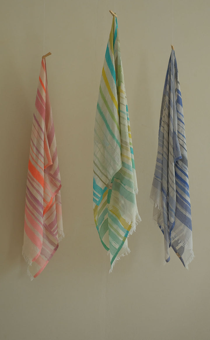 Plum Trails Stole