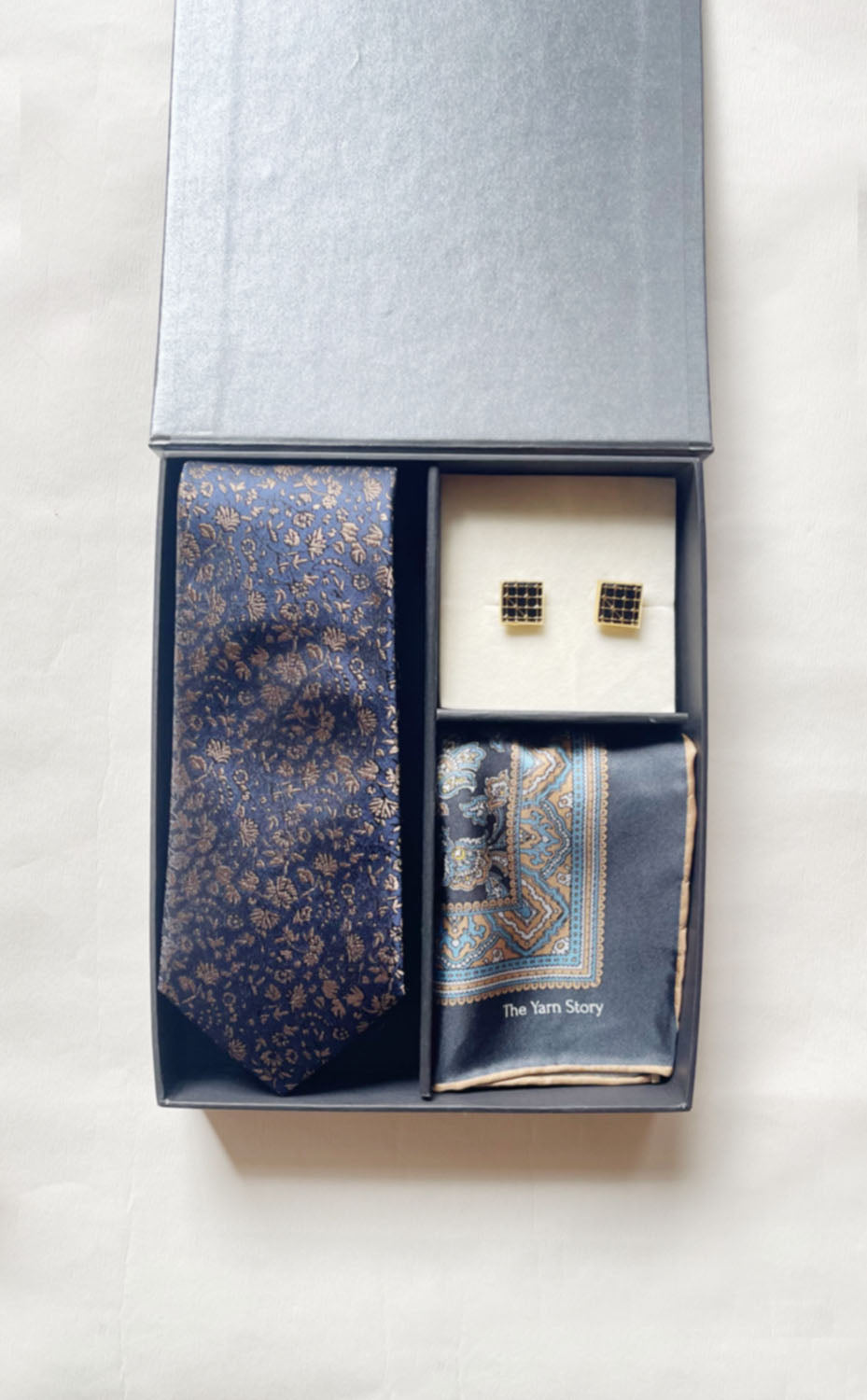 Regal Paisley Set for Him