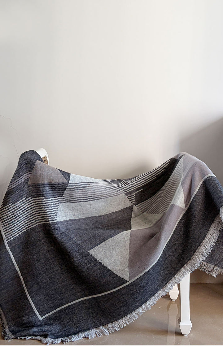 Graphite Geometric Throw