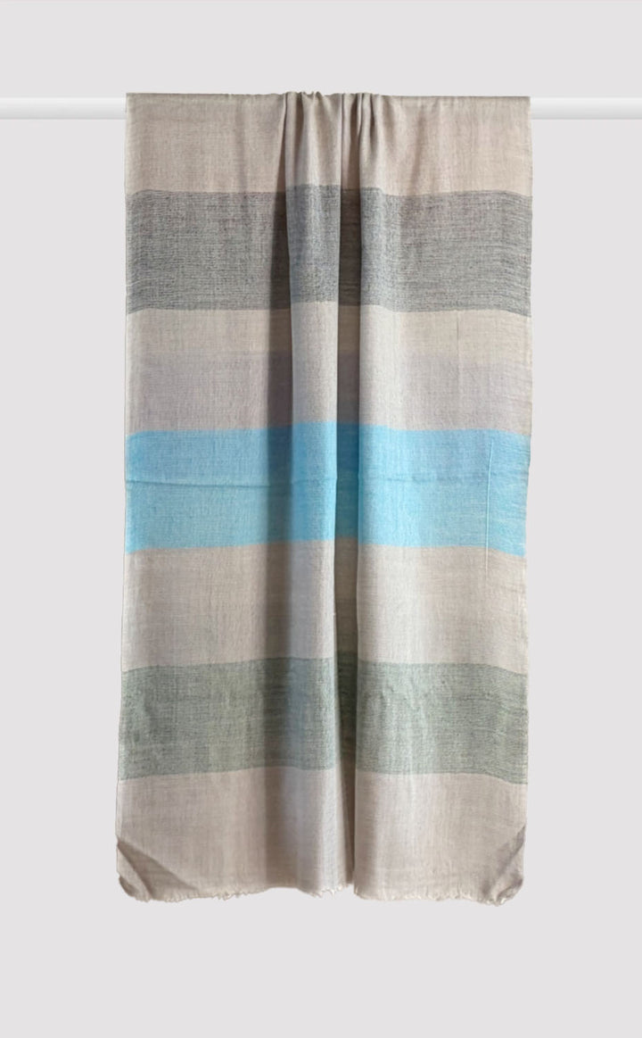 Dove Blocked Stole