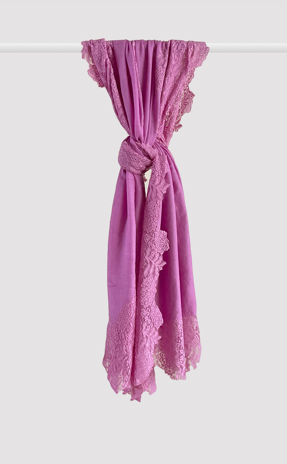 Taffy Pink Chantilly
