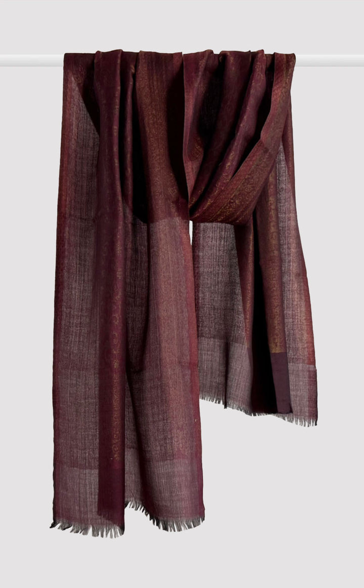 Velveteen Paisley Motif Zari Stole