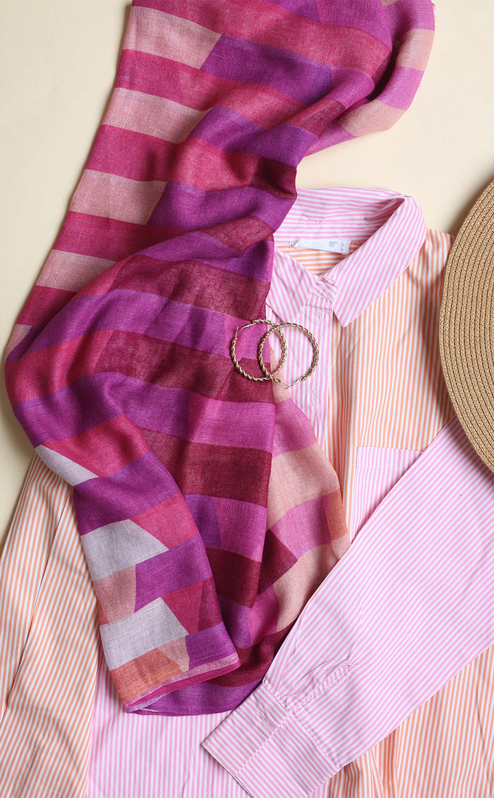 Fuchsia Breeze Printed Shawl
