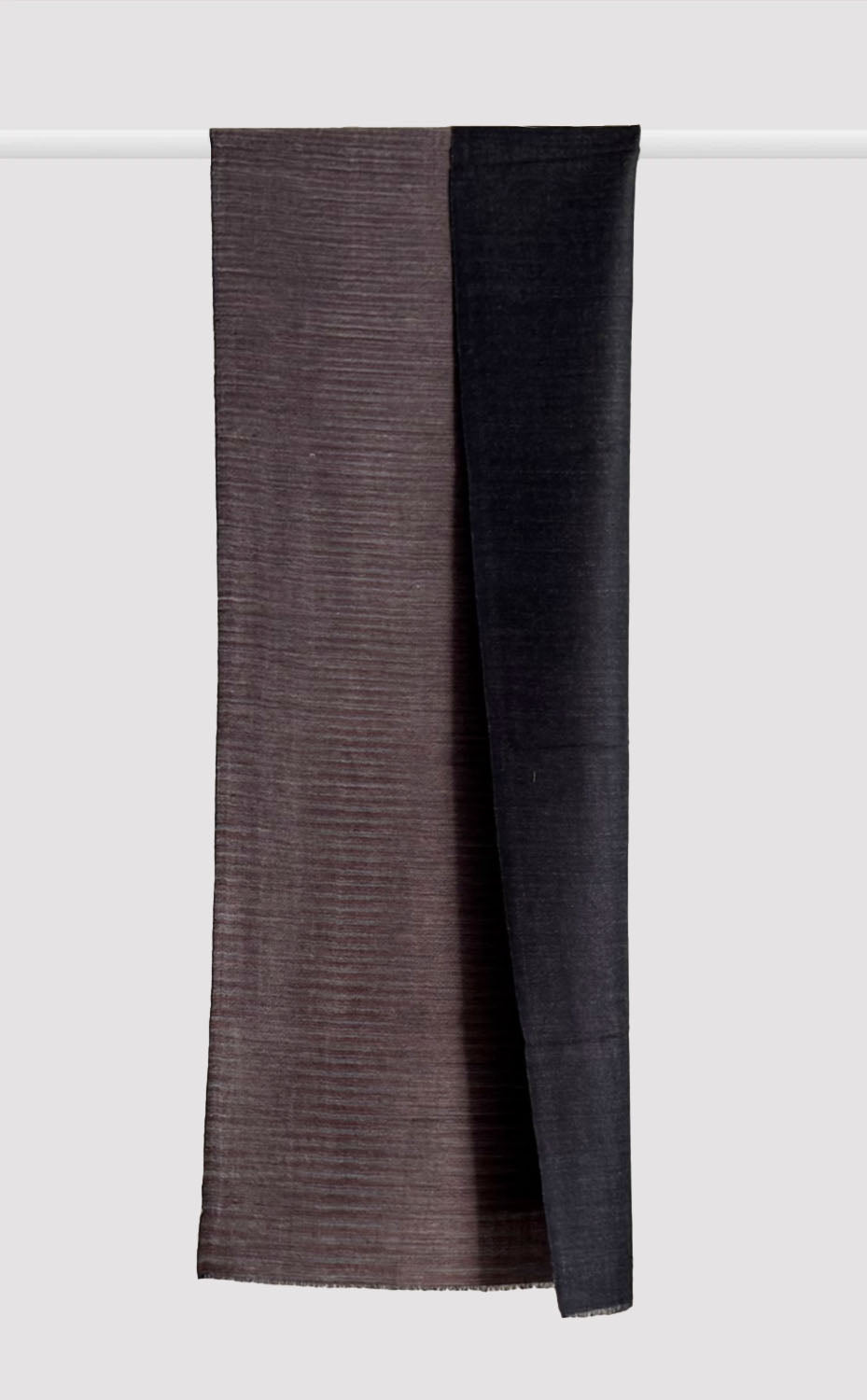 Onyx Oak Reversible Muffler