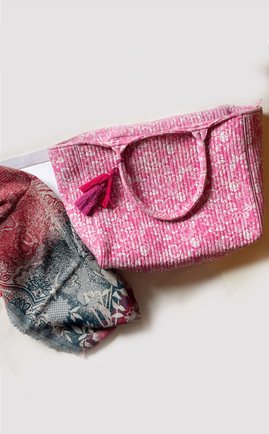 Cameo Tote Set for Her
