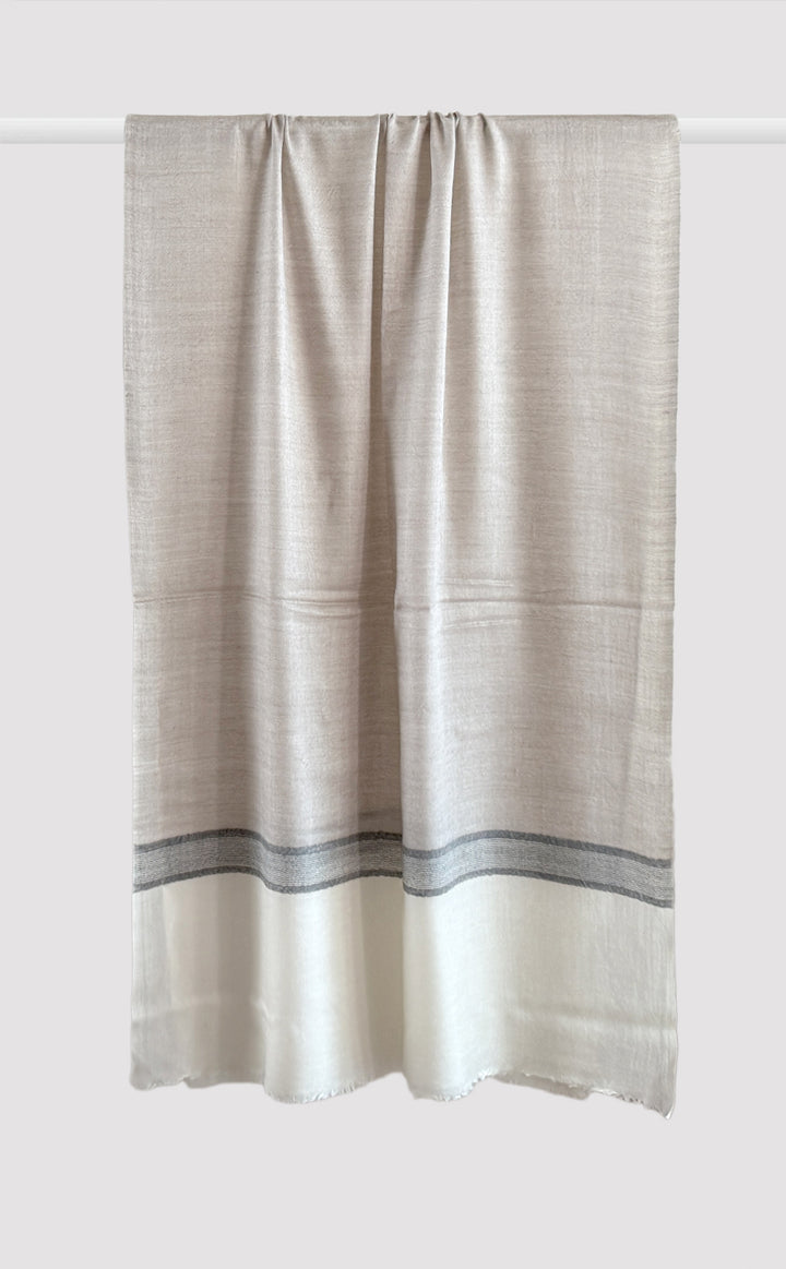 Grey Mist Stole