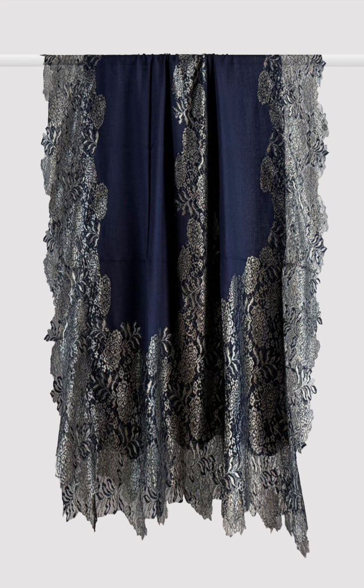 Sapphire Zari Chantilly