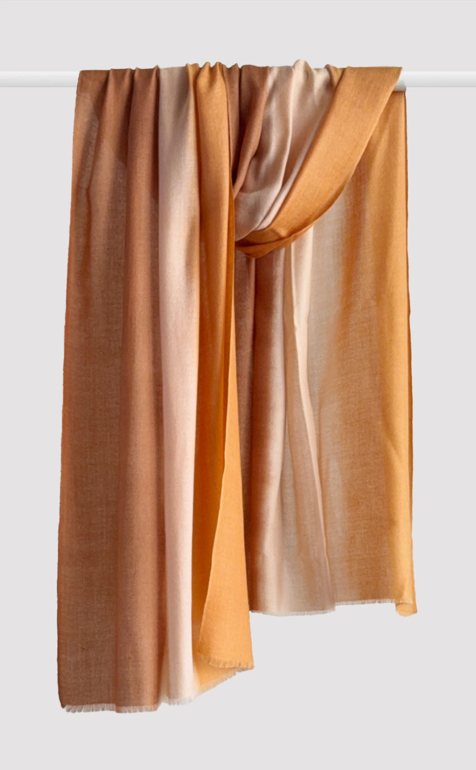 Merino Ombre - Lateral Gardenia