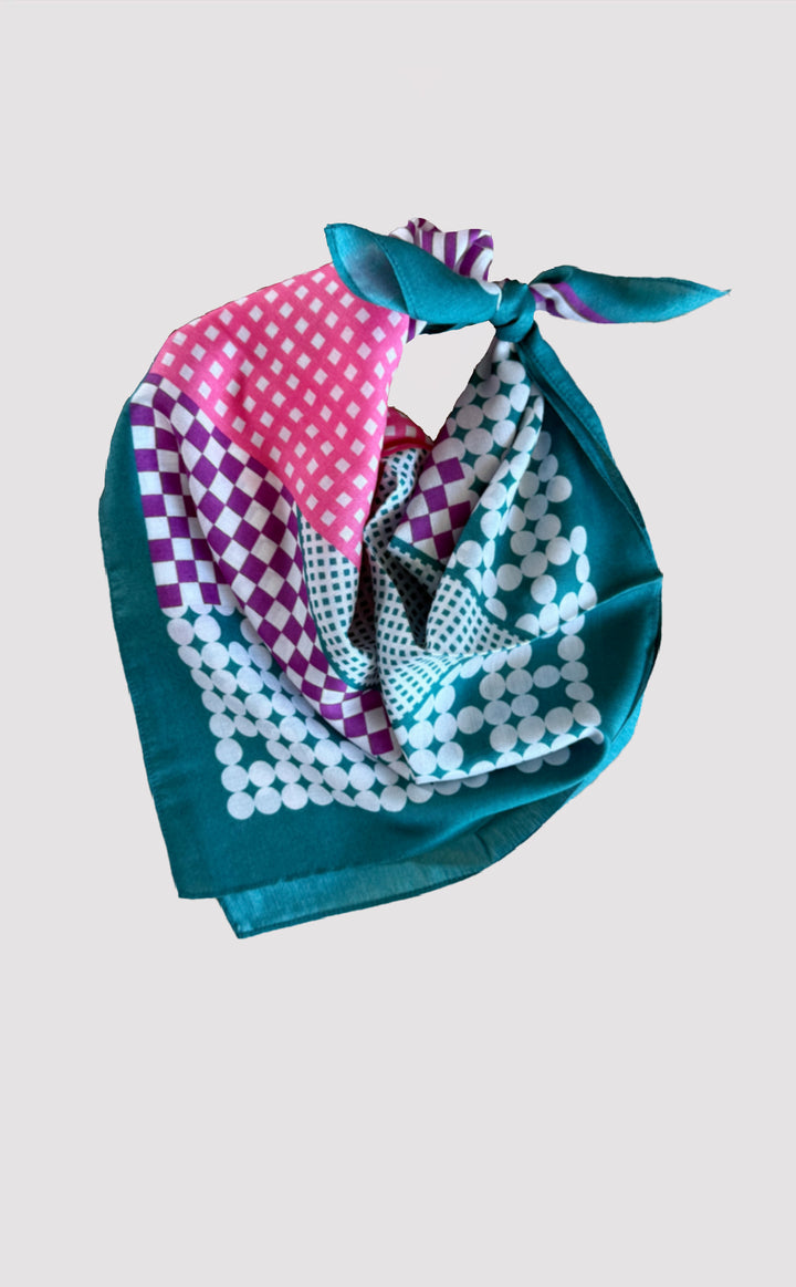 Puzzle Blue Bandana