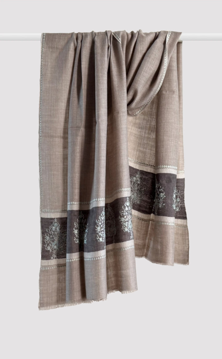 Pashmina Hand-Embroidered Onyx Flora Stole