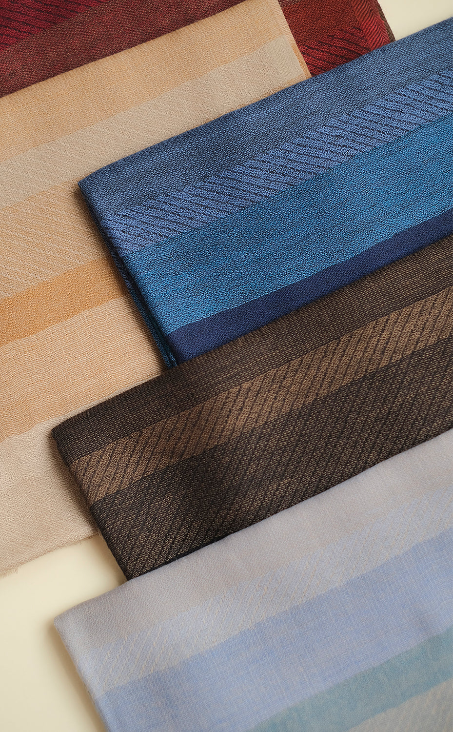 Electric Stria Merino Muffler