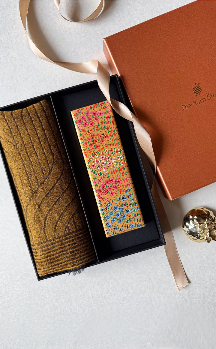 Champagne Kashmiri Gift Set