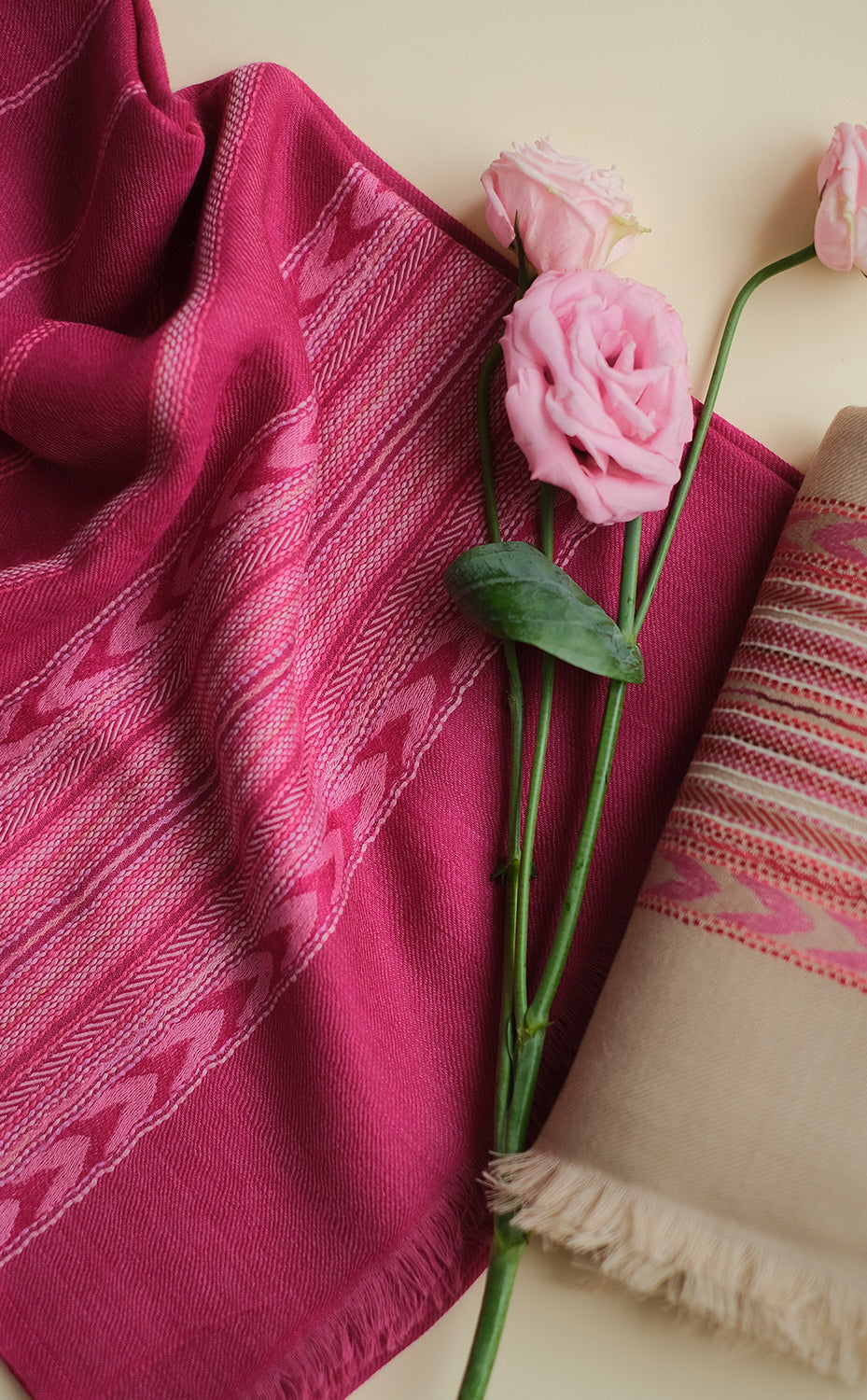 Dahlia Kullu Woollen Stole