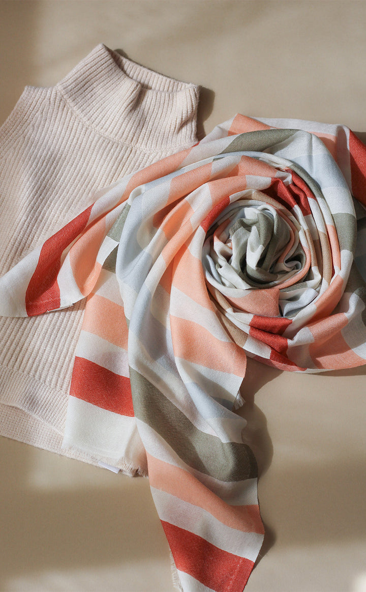 Squash Merino Strokes Stole