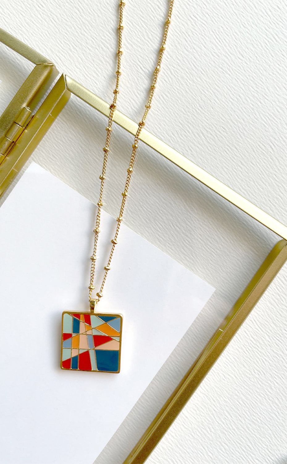 Jouy Pendant