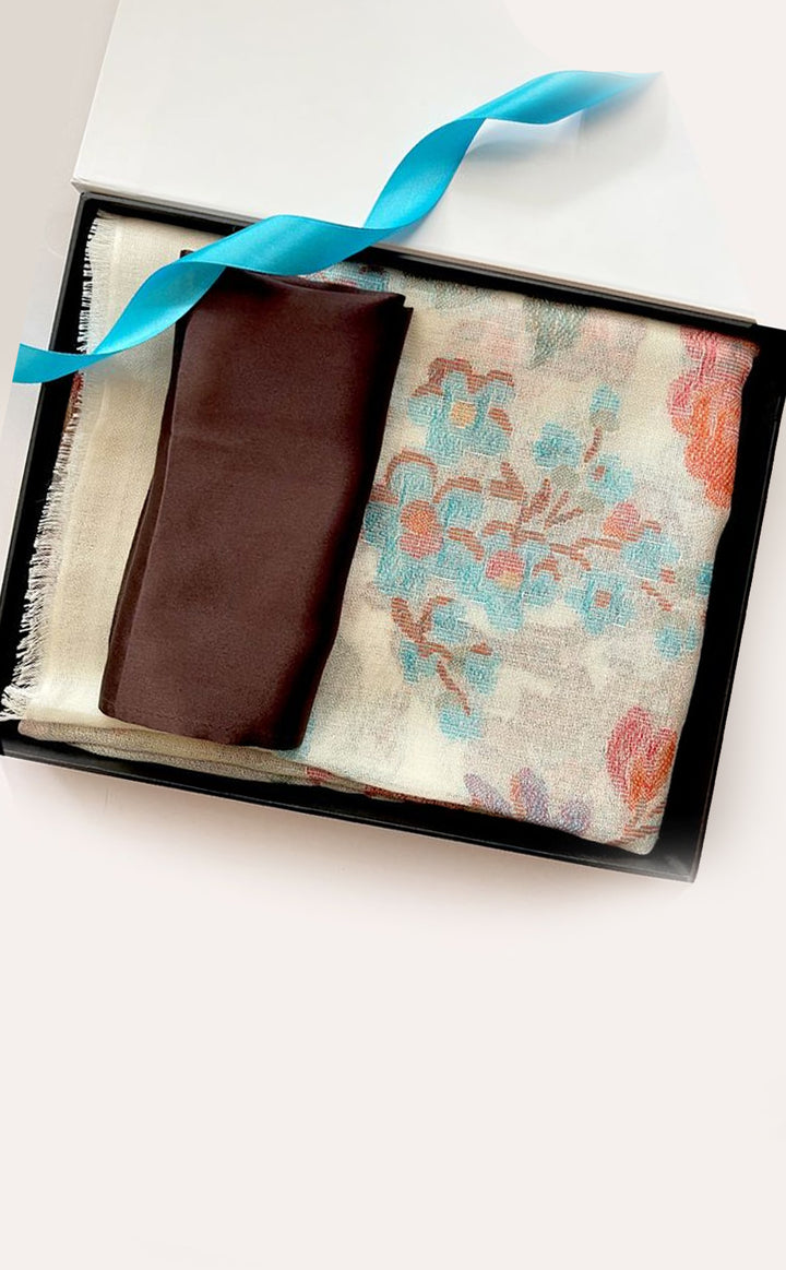Earth Blossom His &amp; Her Set