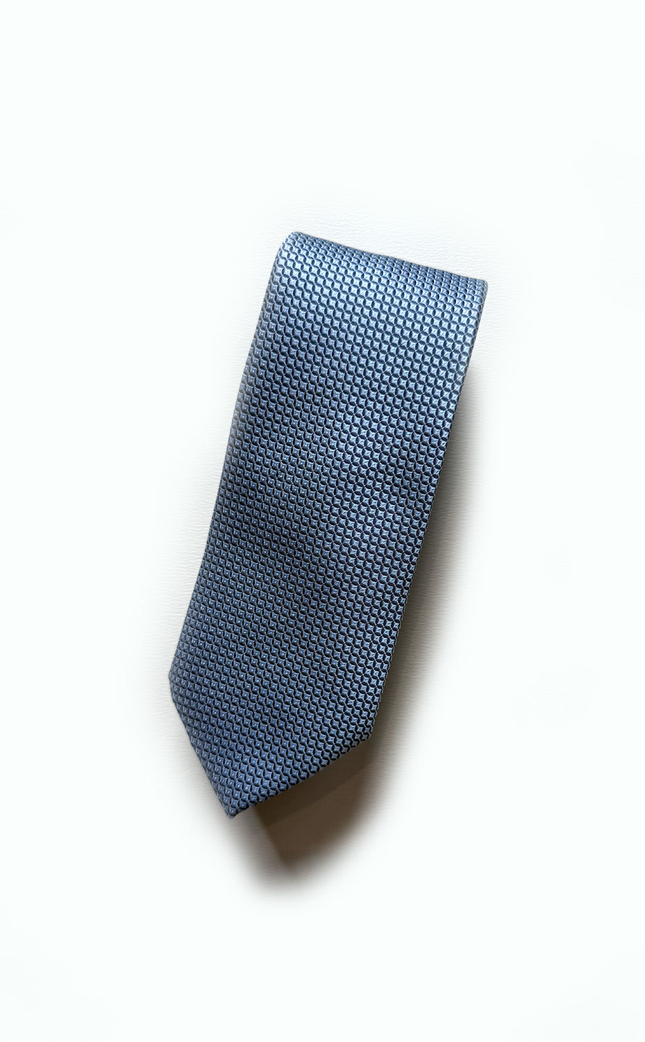 Ocean Tactile Tie