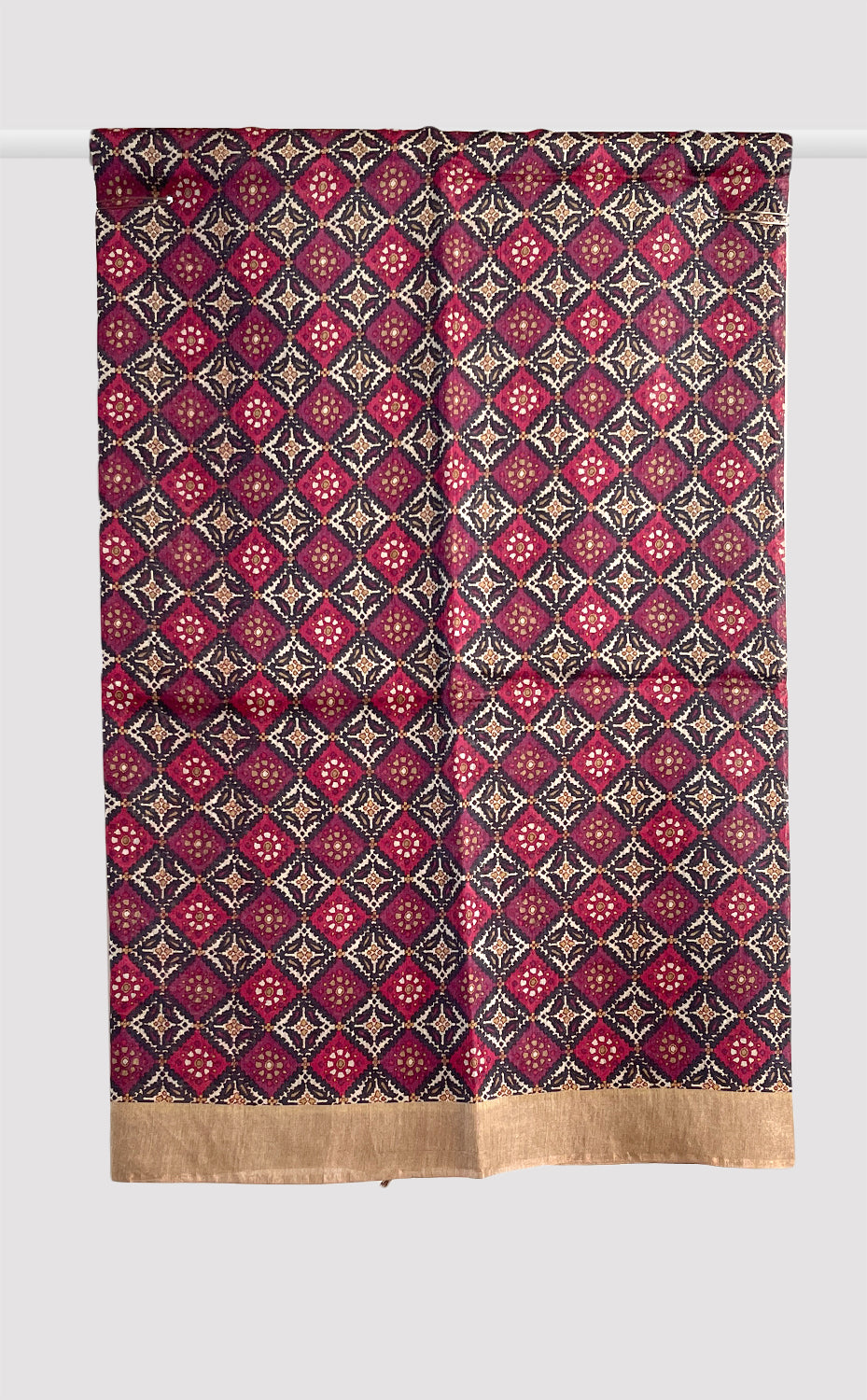 Tussar Georgette Magenta Diamond Saree