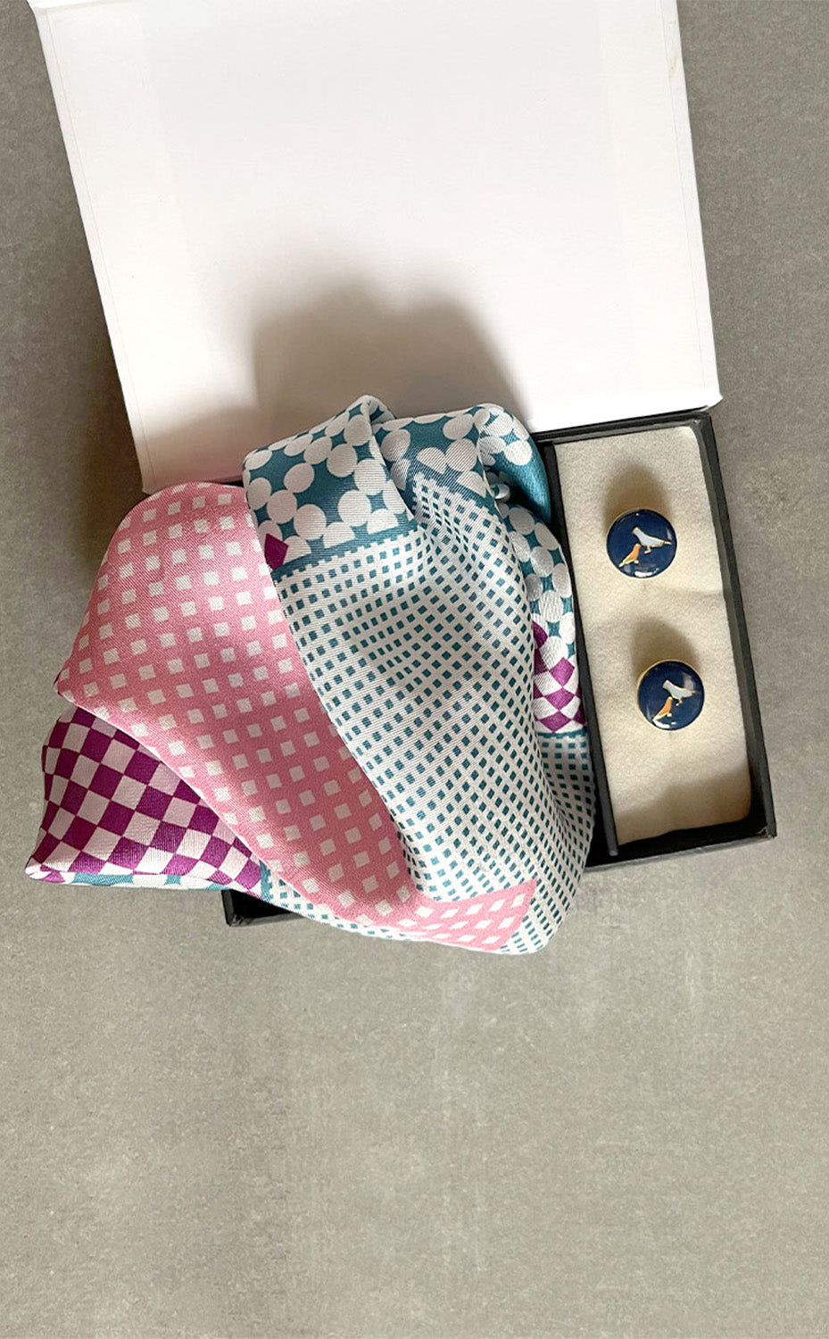 Geometric Blue Dove Set