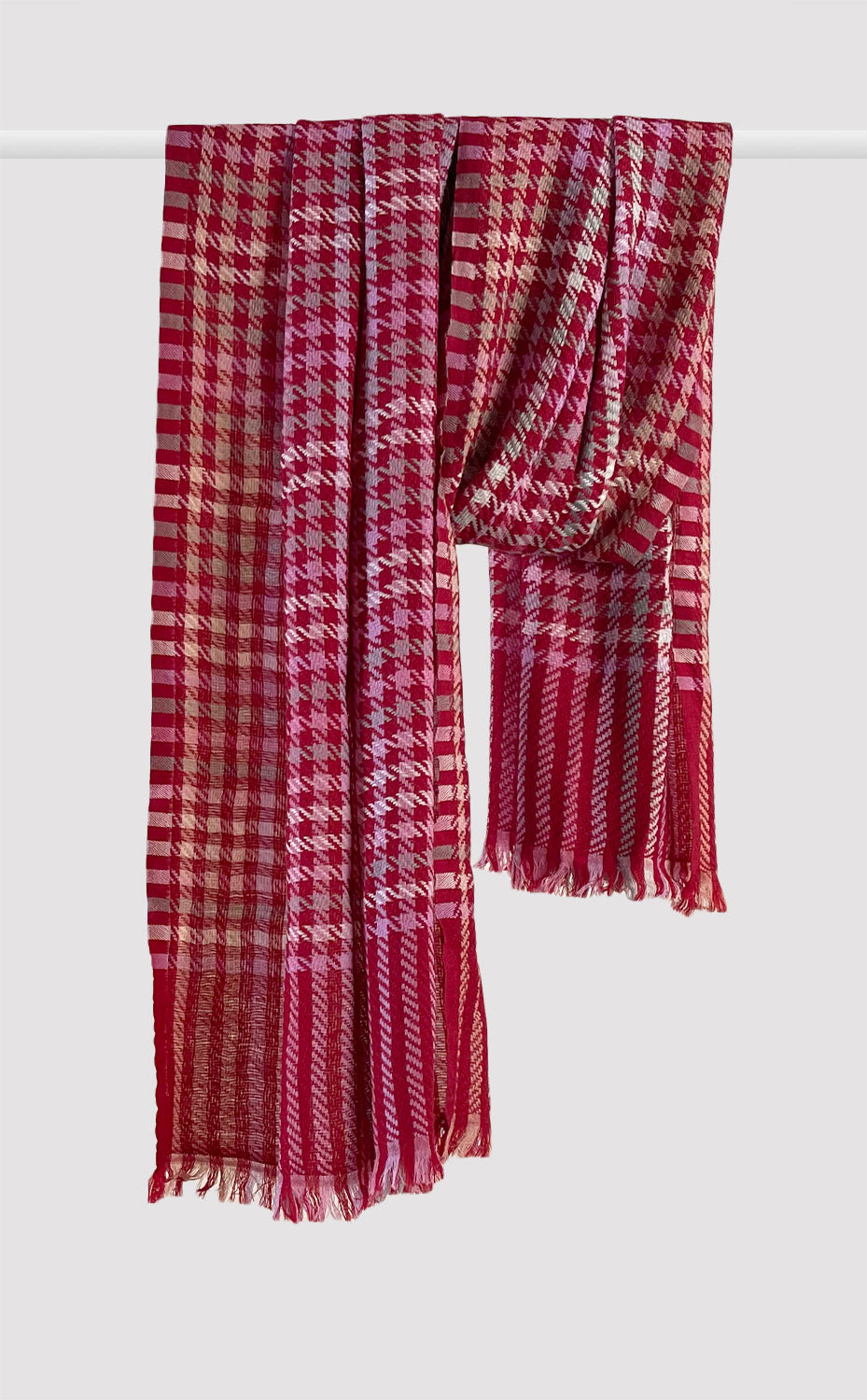 Rouge Houndstooth Weave Merino Jacquard
