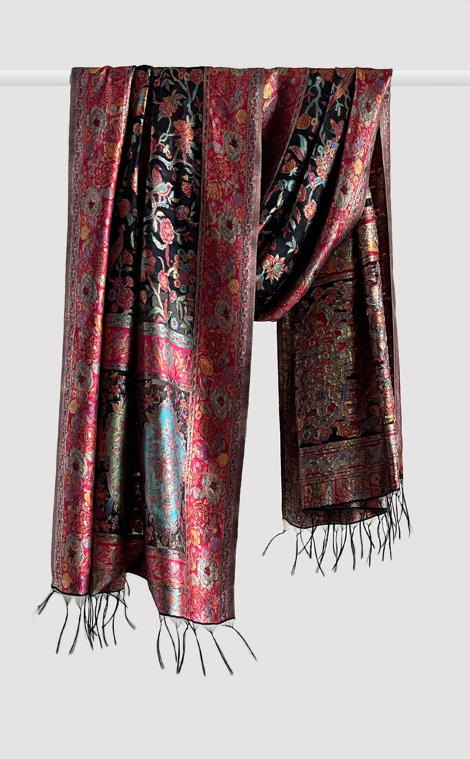 Classic Motif Butti Dupatta