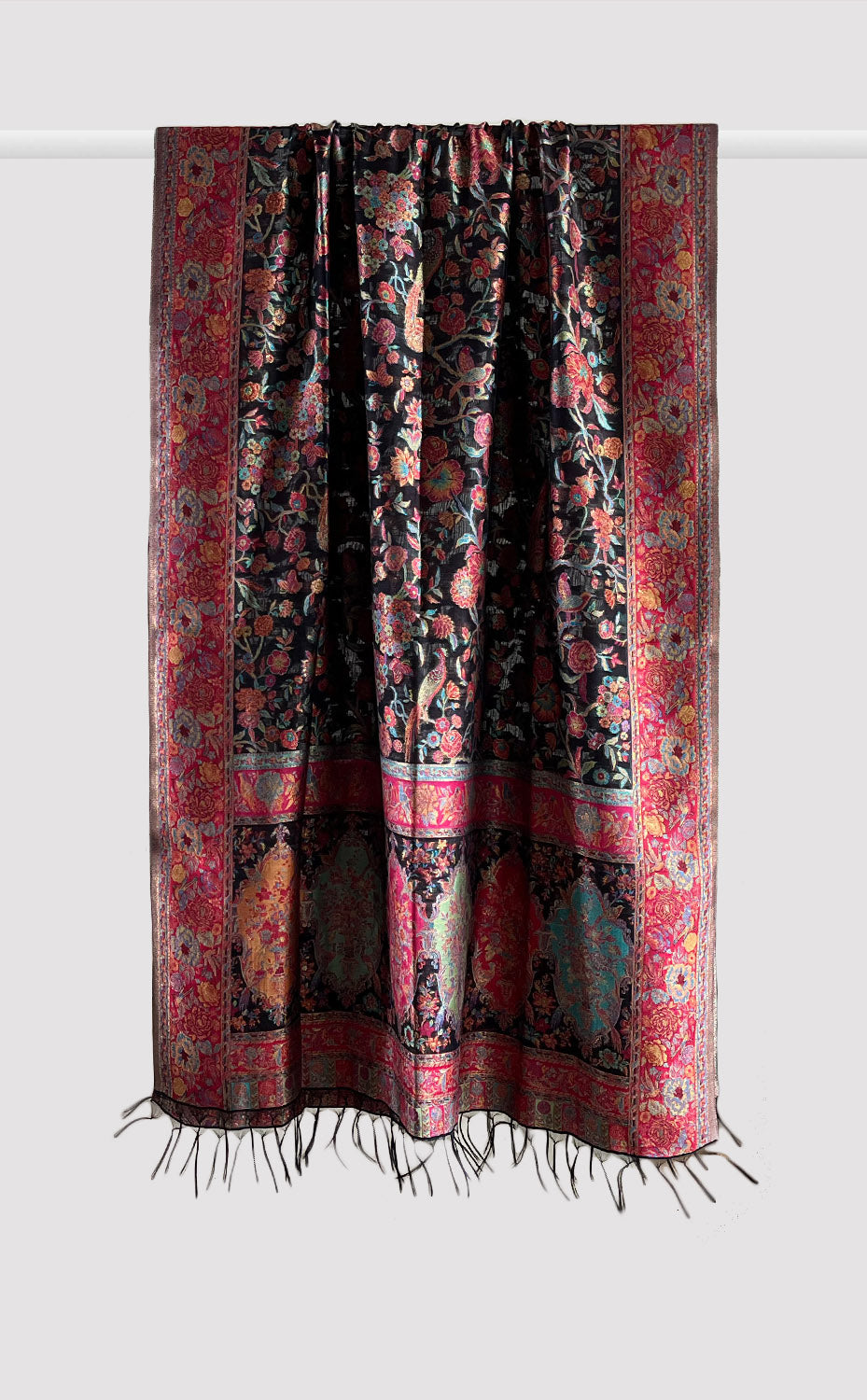 Classic Motif Butti Dupatta