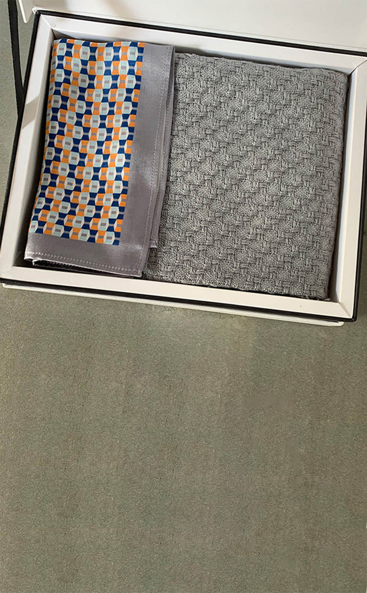 Grey Checks Woven Set