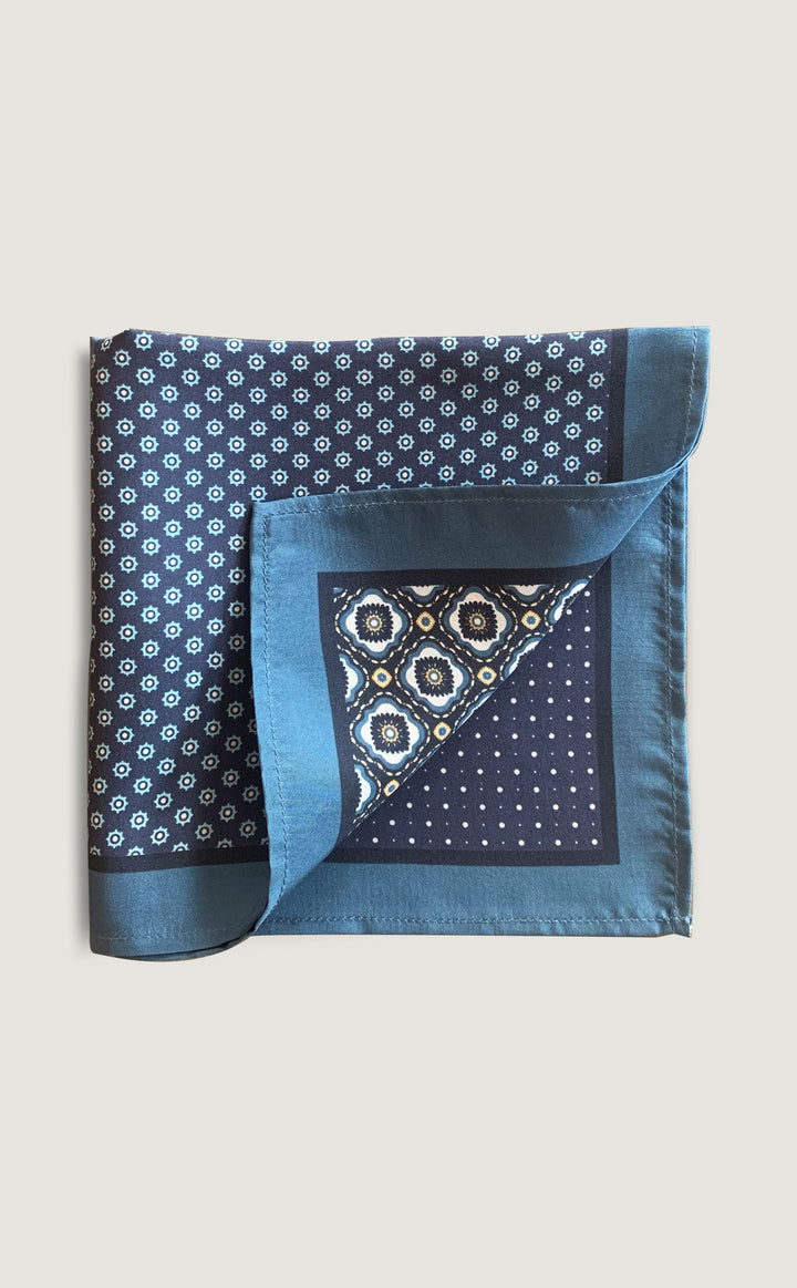 4 Macro Blue Pocket Square